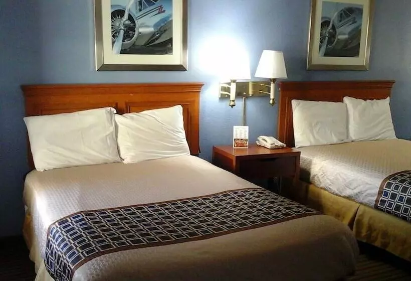 ２ダブルベッドのスタンダードルーム, Knights Inn   Lithonia