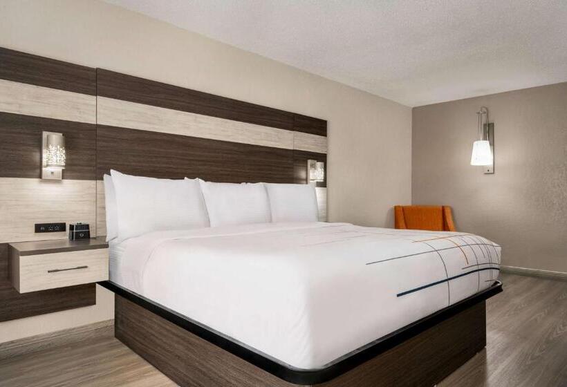 Quarto Deluxe Cama King, La Quinta Inn Lexington Horse Park
