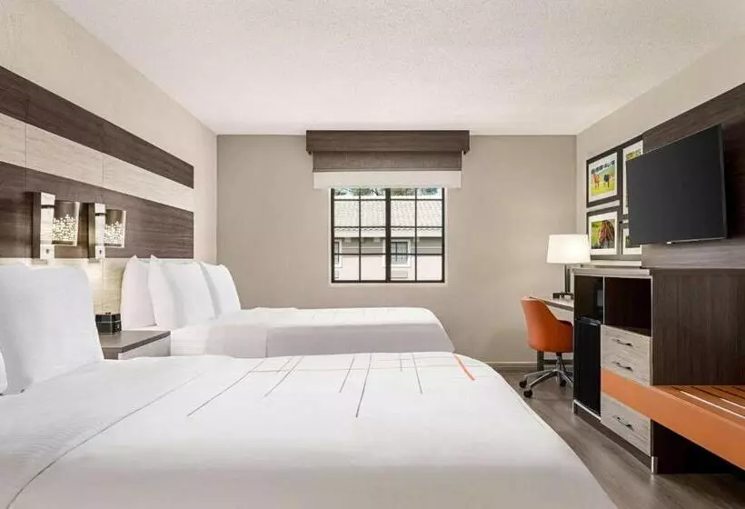 スタンダードルーム, La Quinta Inn Lexington Horse Park