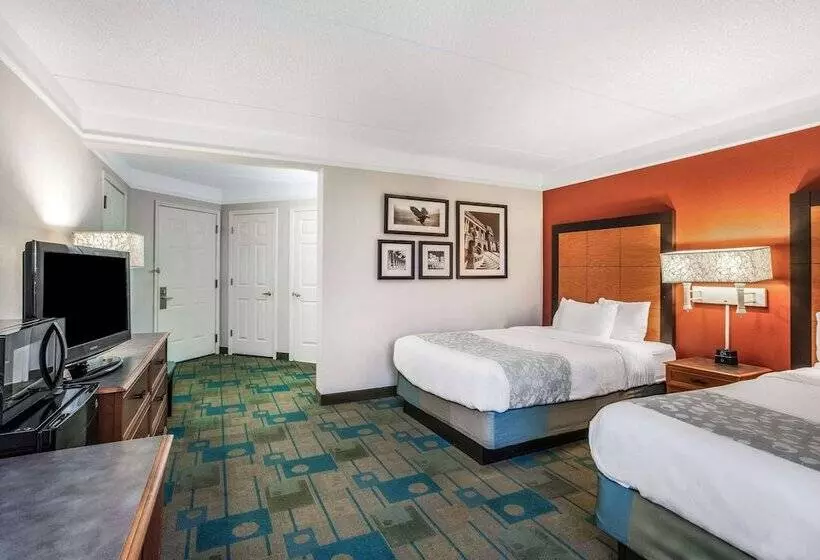 اتاق لوکس, La Quinta By Wyndham Greensboro Nc