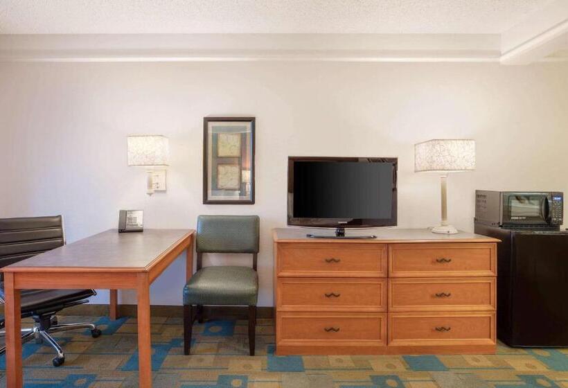Номер Стандарт 2 Двуспальные Кровати, La Quinta Inn & Suites By Wyndham Ocala