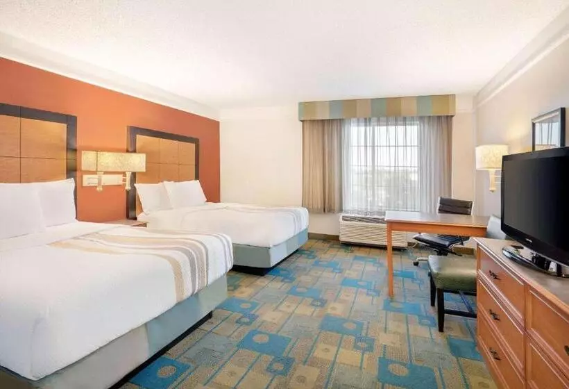 ２ダブルベッドのスタンダードルーム, La Quinta Inn & Suites By Wyndham Ocala