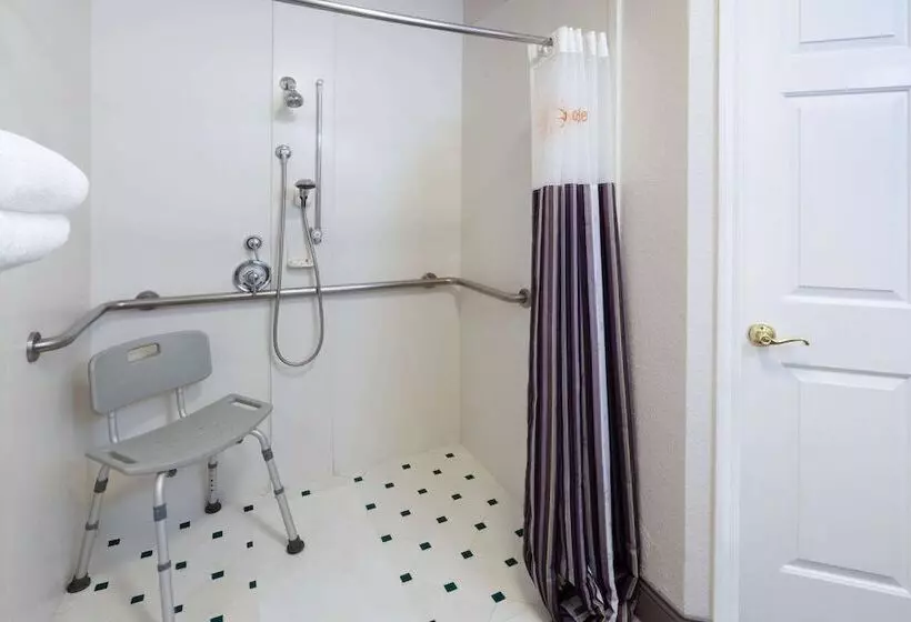 اتاق لوکس, La Quinta By Wyndham Pueblo