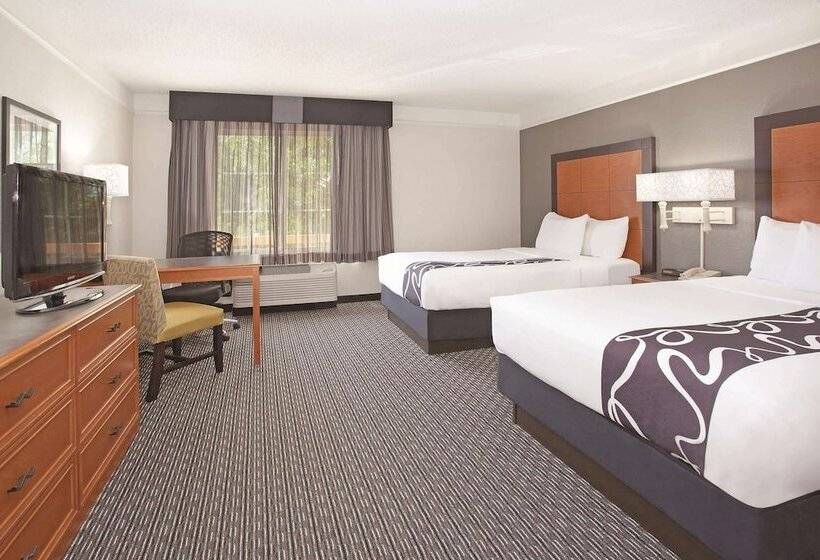 غرفة ديلوكس, La Quinta By Wyndham Pueblo