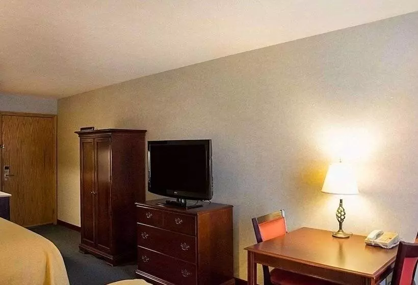 ２ダブルベッドのスタンダードルーム, Quality Inn & Suites Cincinnati I 275