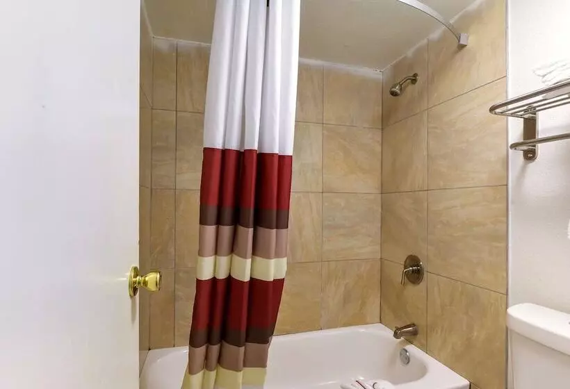 ２ダブルベッドのスタンダードルーム, Red Roof Inn Plano