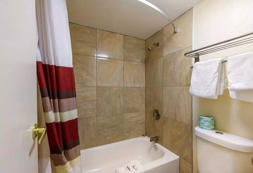２ダブルベッドのスタンダードルーム, Red Roof Inn Plano