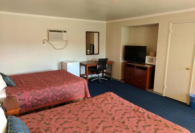 Standardrum, La Hacienda Motel