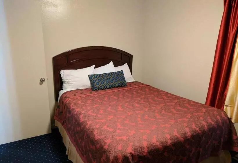 سوییت, La Hacienda Motel