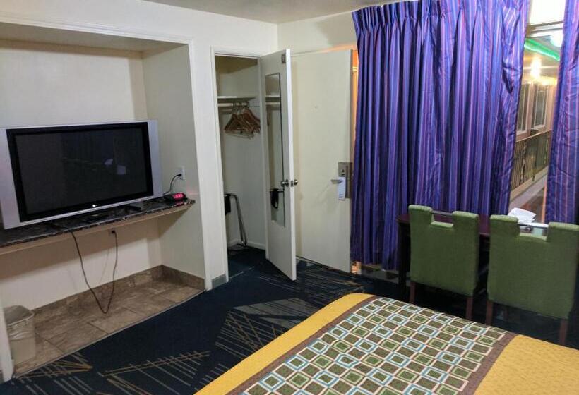 Standardrum, La Hacienda Motel