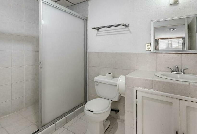 Семейный Номер, Halley