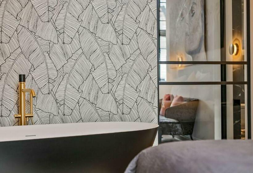 جناح جونيور مزوَّد بتراس, Exclusive Boutique Hotel Lit D Art