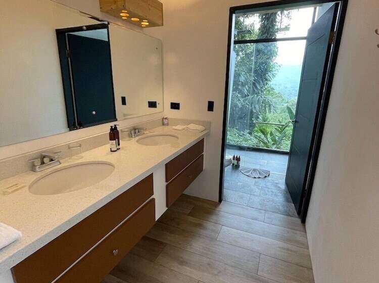 اتاق استاندارد با تخت دوبل, Sangregado Lodge