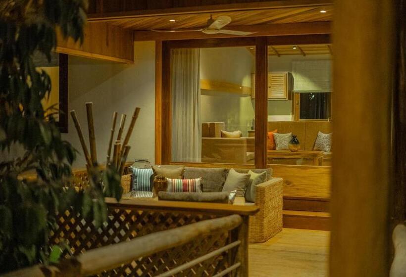 بنجلو عائلى, Peam Snea Resort