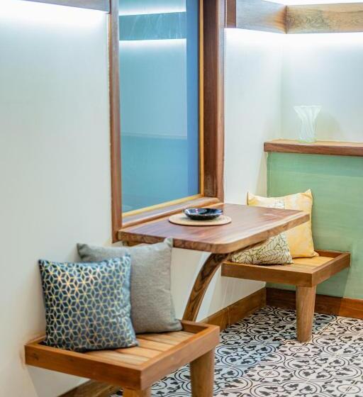 غرفة قياسية مطلّة علي البحيرة, Peam Snea Resort