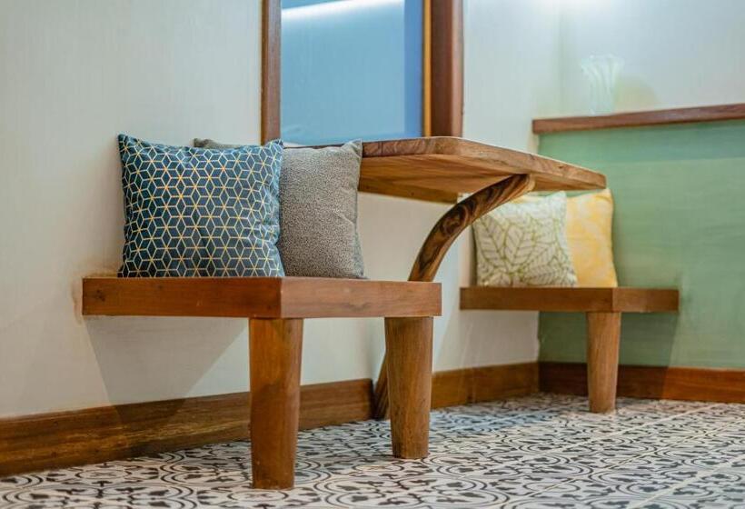 غرفة قياسية مطلّة علي البحيرة, Peam Snea Resort