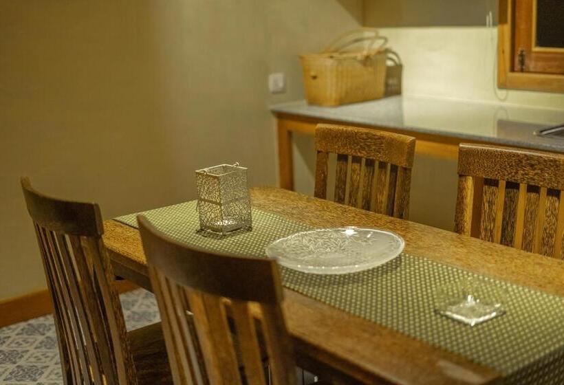 بنجلو عائلى, Peam Snea Resort