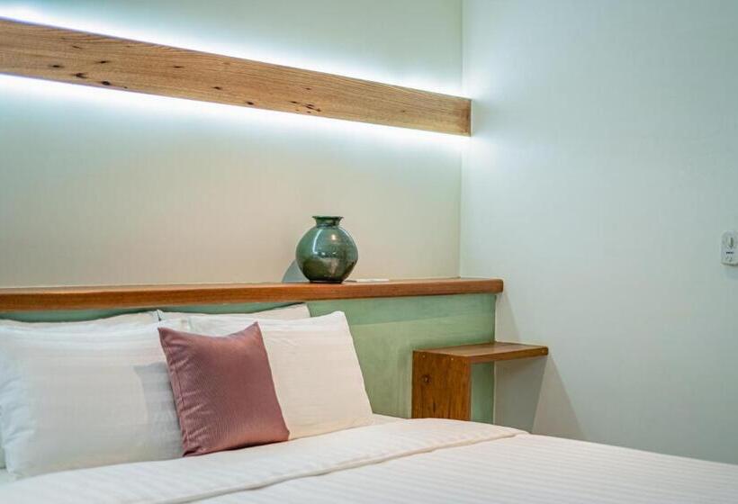 غرفة قياسية مطلّة علي البحيرة, Peam Snea Resort