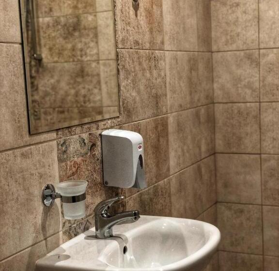 スタンダード４人部屋, Kings View