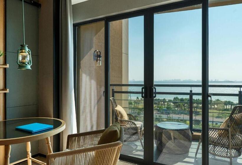 Номер Deluxe Вид на Сад, Renaissance Xiamen