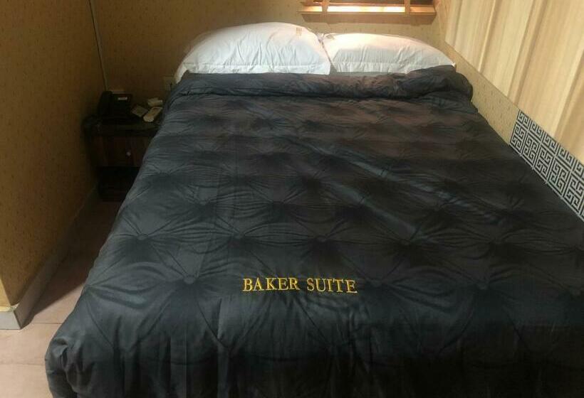 اتاق اکونومی, De’ Bakers Suites
