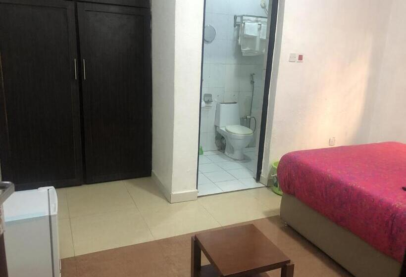 اتاق اکونومی, De’ Bakers Suites