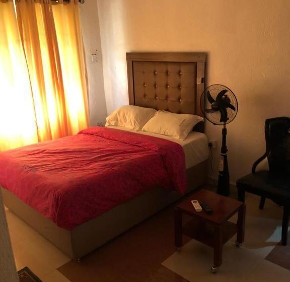 اتاق اکونومی, De’ Bakers Suites
