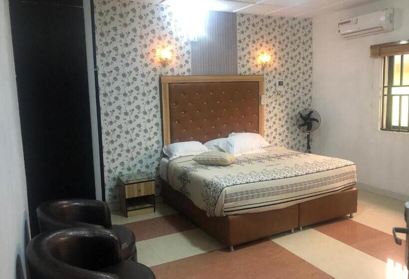 سوییت لوکس, De’ Bakers Suites