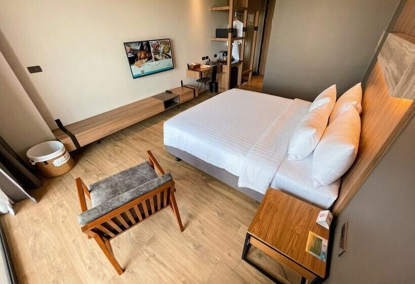 高级大房间, The Teak