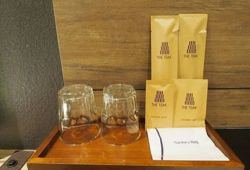 デラックスルーム, The Teak