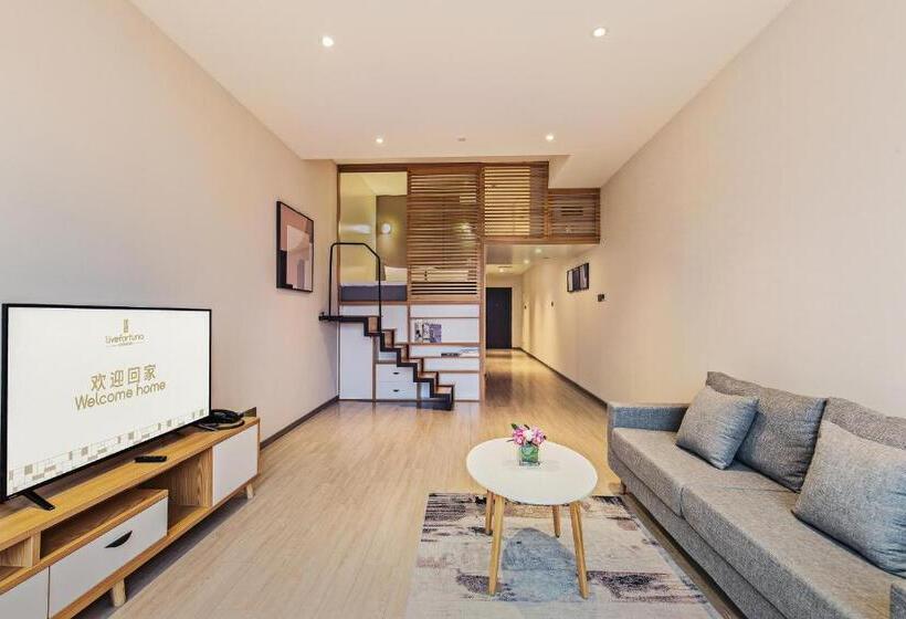 Люкс с Видом, Livefortuna Hotel One Glass Of Welcome Drink In The Comfort Room Before 2024 12 31