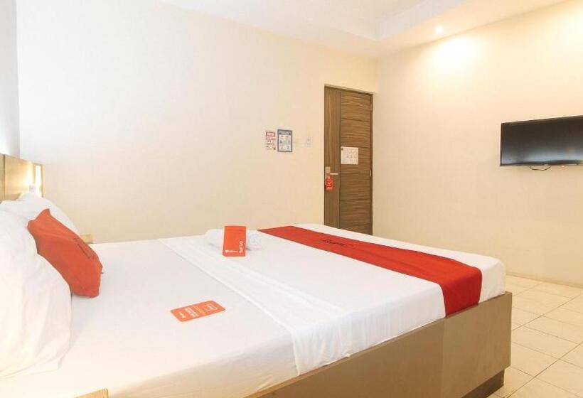 Deluxe Room, Reddoorz At V Plaza Hotel Manila