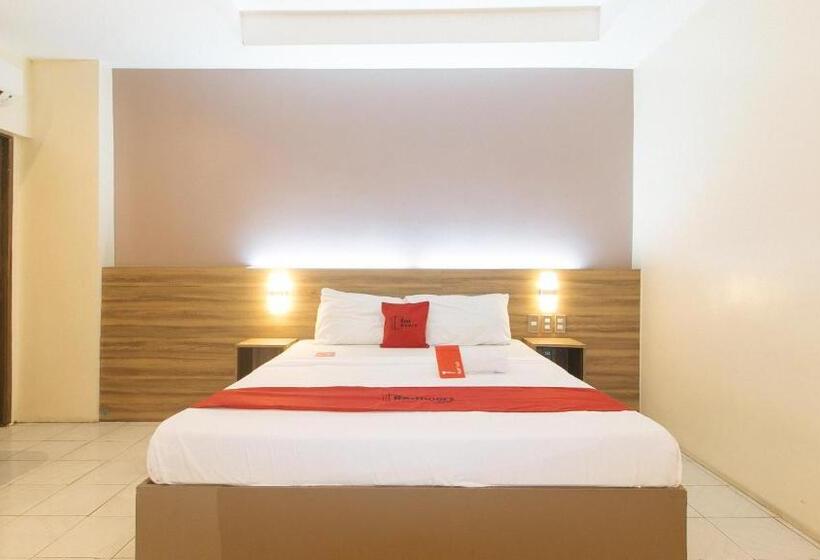Deluxe Room, Reddoorz At V Plaza Hotel Manila