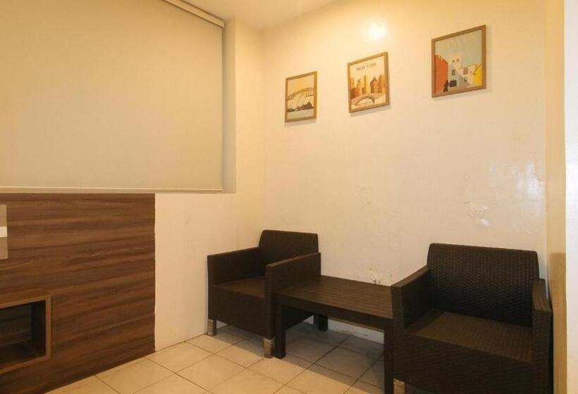 Family Room, Reddoorz At V Plaza Hotel Manila