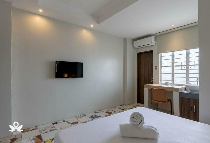 Standard Room, Reddoorz At V Plaza Hotel Manila