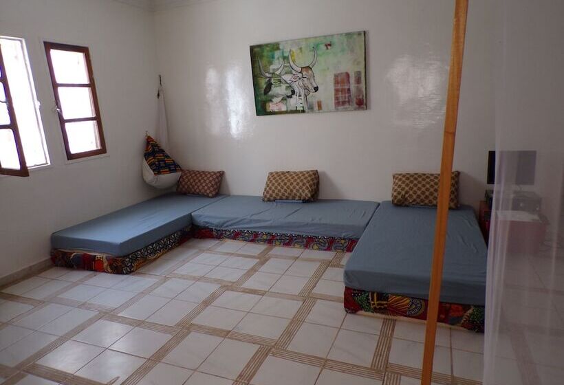 اتاق خانوادگی, Le Triskell Auberge   Hostel