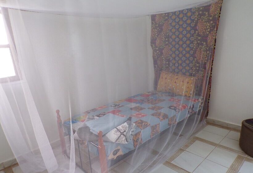 اتاق خانوادگی, Le Triskell Auberge Hostel