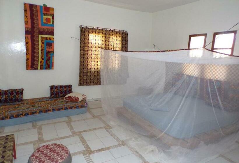 اتاق استاندارد, Le Triskell Auberge Hostel