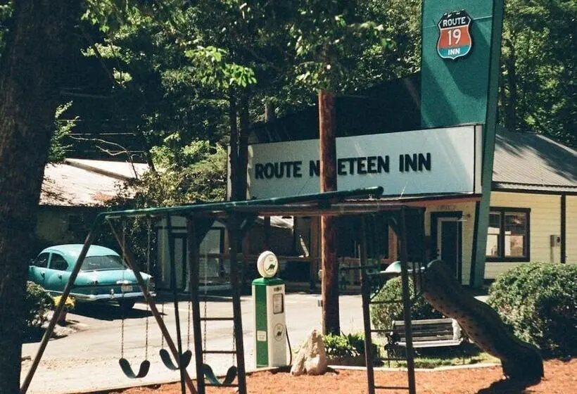 シングルデラックスルーム, Route 19 Inn