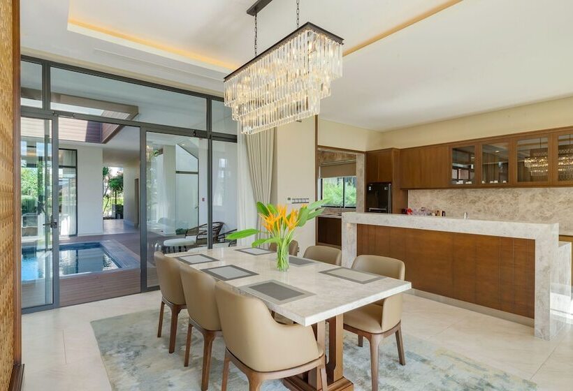 سوئیت 2 خوابه, Wyndham Grand Kn Paradise Cam Ranh