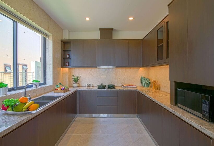 ویلای 3 خوابه, Wyndham Grand Kn Paradise Cam Ranh