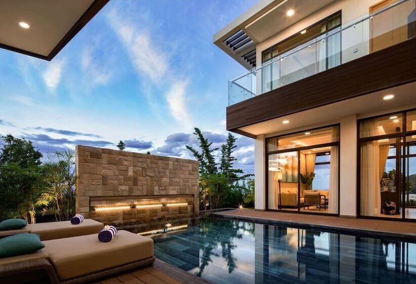 اتاق لوکس, Wyndham Grand Kn Paradise Cam Ranh