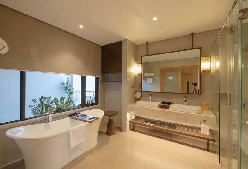 سوییت, Wyndham Grand Kn Paradise Cam Ranh