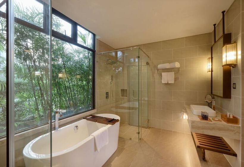 ویلای 3 خوابه, Wyndham Grand Kn Paradise Cam Ranh