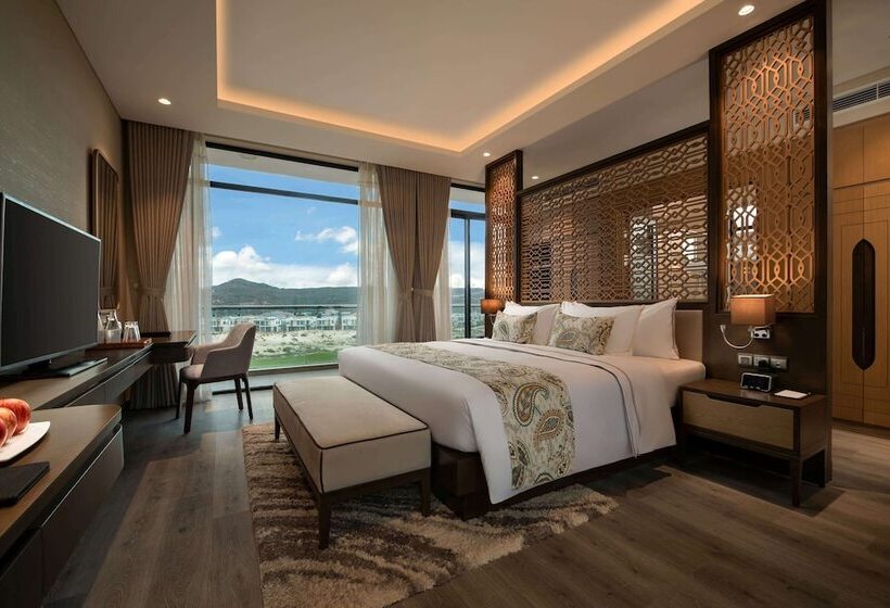 سوئیت 2 خوابه, Wyndham Grand Kn Paradise Cam Ranh