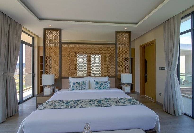 ویلای 3 خوابه, Wyndham Grand Kn Paradise Cam Ranh