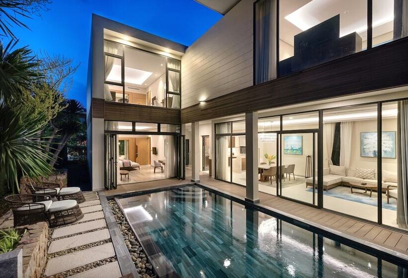 ویلای 3 خوابه, Wyndham Grand Kn Paradise Cam Ranh