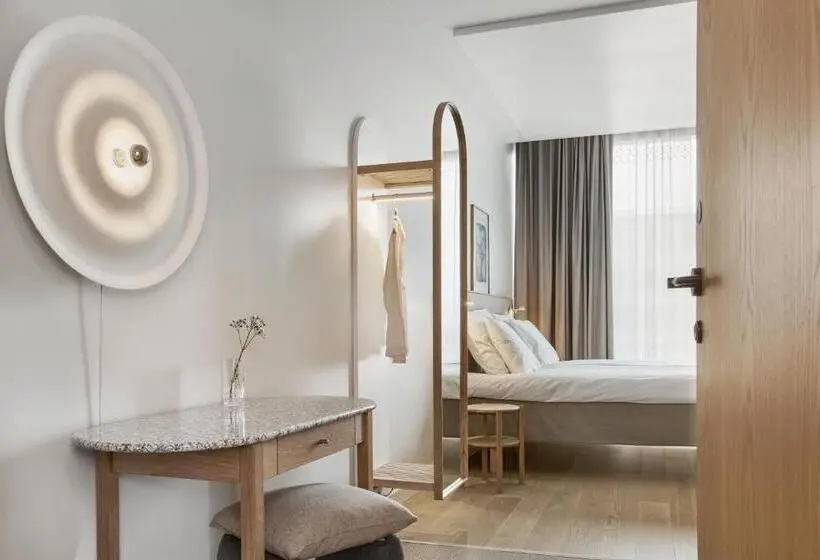 キングサイズベッドのスタンダードルーム, Original Sokos Hotel Tripla Helsinki