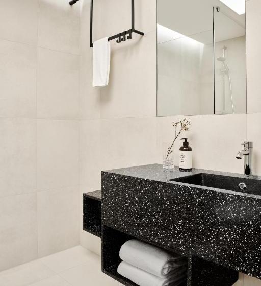 חדר סטנדרט לשלושה, Original Sokos Hotel Tripla Helsinki