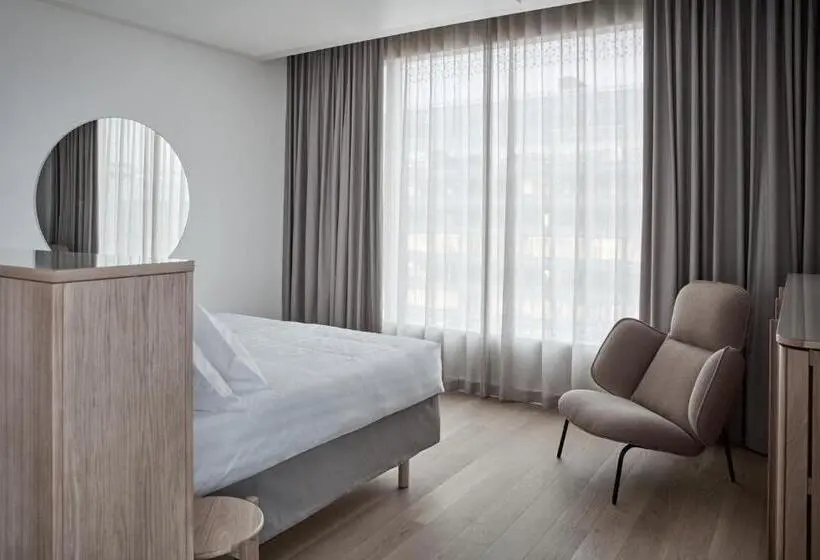 キングサイズベッドのデラックスルーム, Original Sokos Hotel Tripla Helsinki